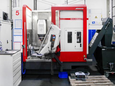 Machining centres win plaudits for their high stability