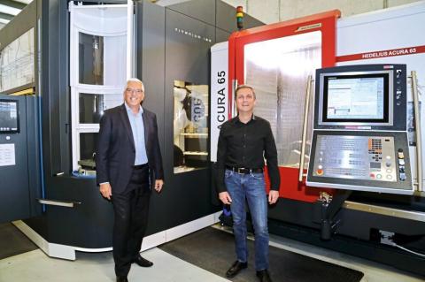 Bruno Tscharner Gründer und Eigentümer von Tscharner Mechanik AG mit Pirmin Zehnder Geschäftsführer der Newemag AG